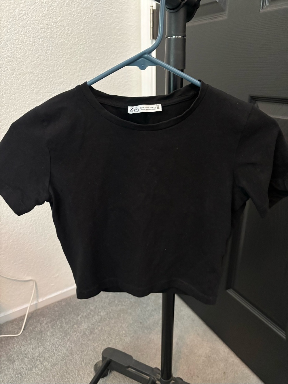 Zara Black Short Sleeve Crewneck Tee